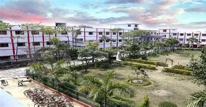 Saraswati Vidya Mandir Science & Technology Nursing Degree College, Pratapgarh